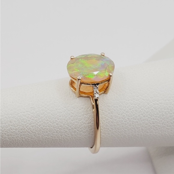 10k Solid Yellow Gold 2.50 Carat Ethiopian Faceted Oval Opal & Diamond Ring - Picture 6 of 8